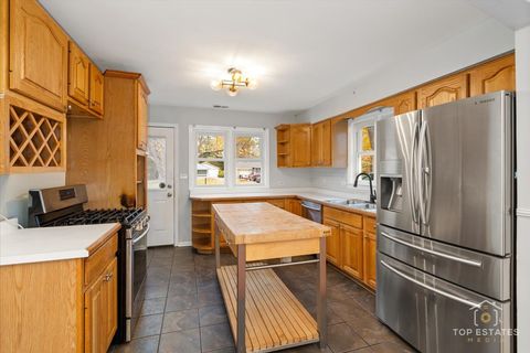 Tiny photo for 1460 Ferndale Avenue, Highland Park, IL 60035 (MLS # 12521677)