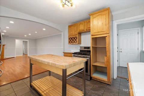 Tiny photo for 1460 Ferndale Avenue, Highland Park, IL 60035 (MLS # 12521677)