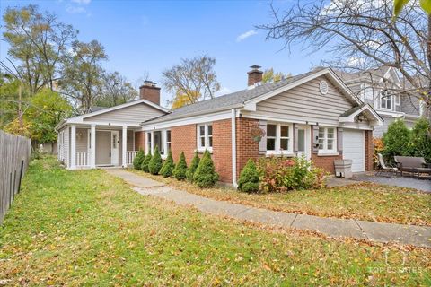 Tiny photo for 1460 Ferndale Avenue, Highland Park, IL 60035 (MLS # 12521677)