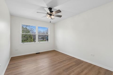 Tiny photo for 13910 Green Valley Drive, Orland Park, IL 60467 (MLS # 12592148)