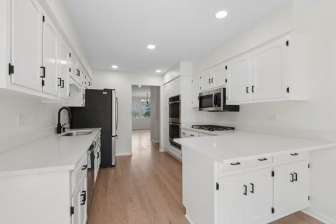 Tiny photo for 13910 Green Valley Drive, Orland Park, IL 60467 (MLS # 12592148)