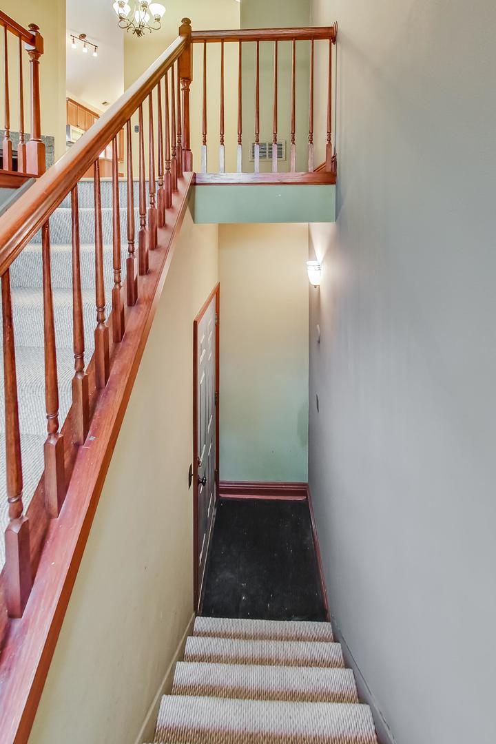 1818 W Ellen Street 4