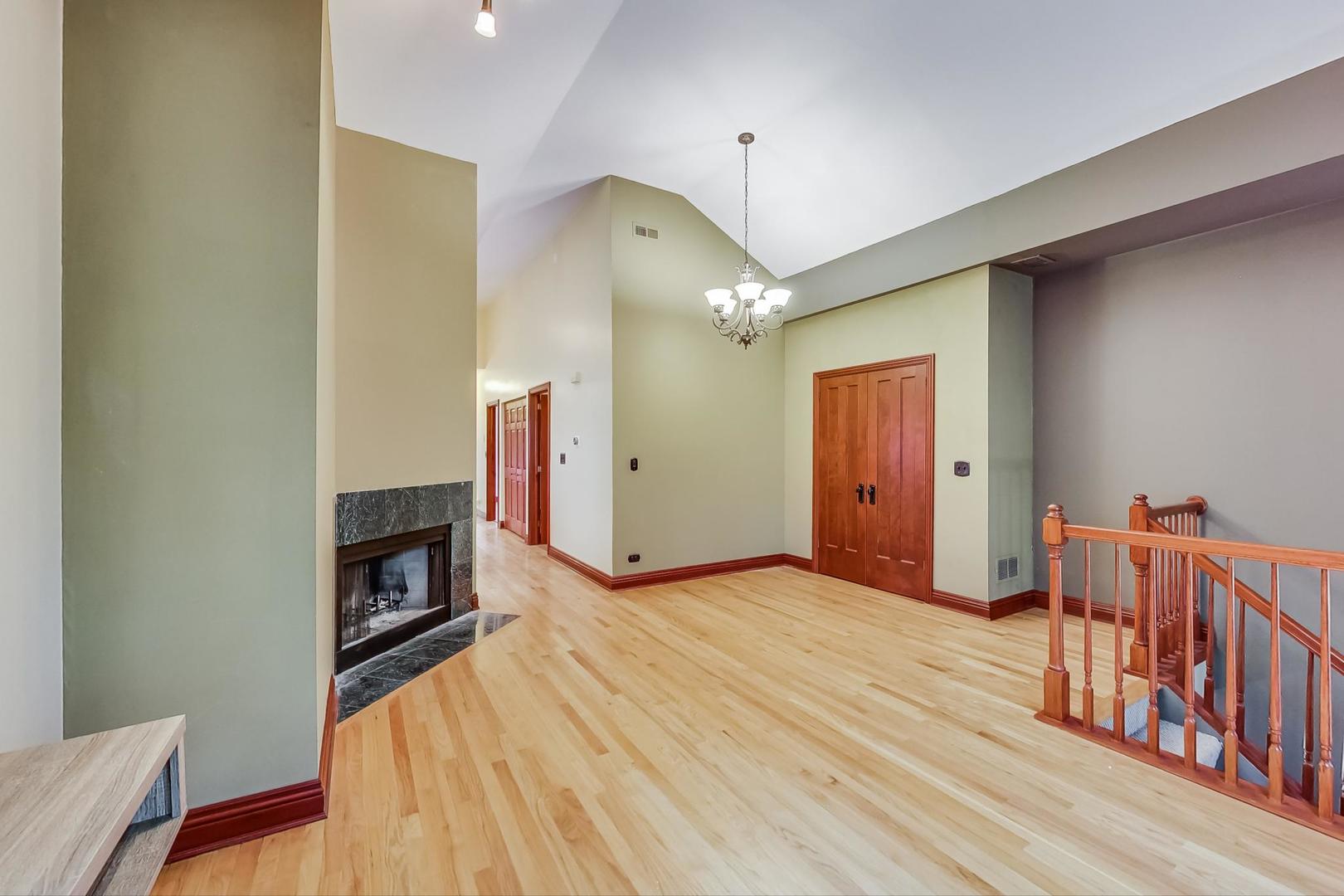 1818 W Ellen Street 4