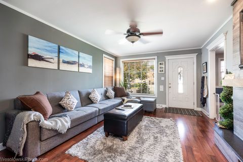 Tiny photo for 2050 N 19th Avenue, Melrose Park, IL 60160 (MLS # 12475446)