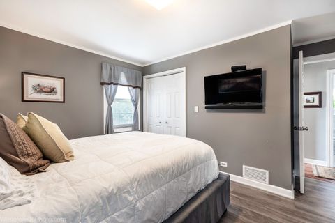 Tiny photo for 2050 N 19th Avenue, Melrose Park, IL 60160 (MLS # 12475446)