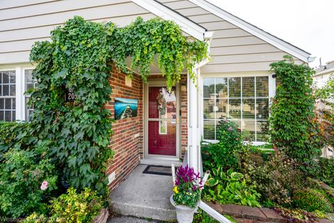 Tiny photo for 2050 N 19th Avenue, Melrose Park, IL 60160 (MLS # 12475446)