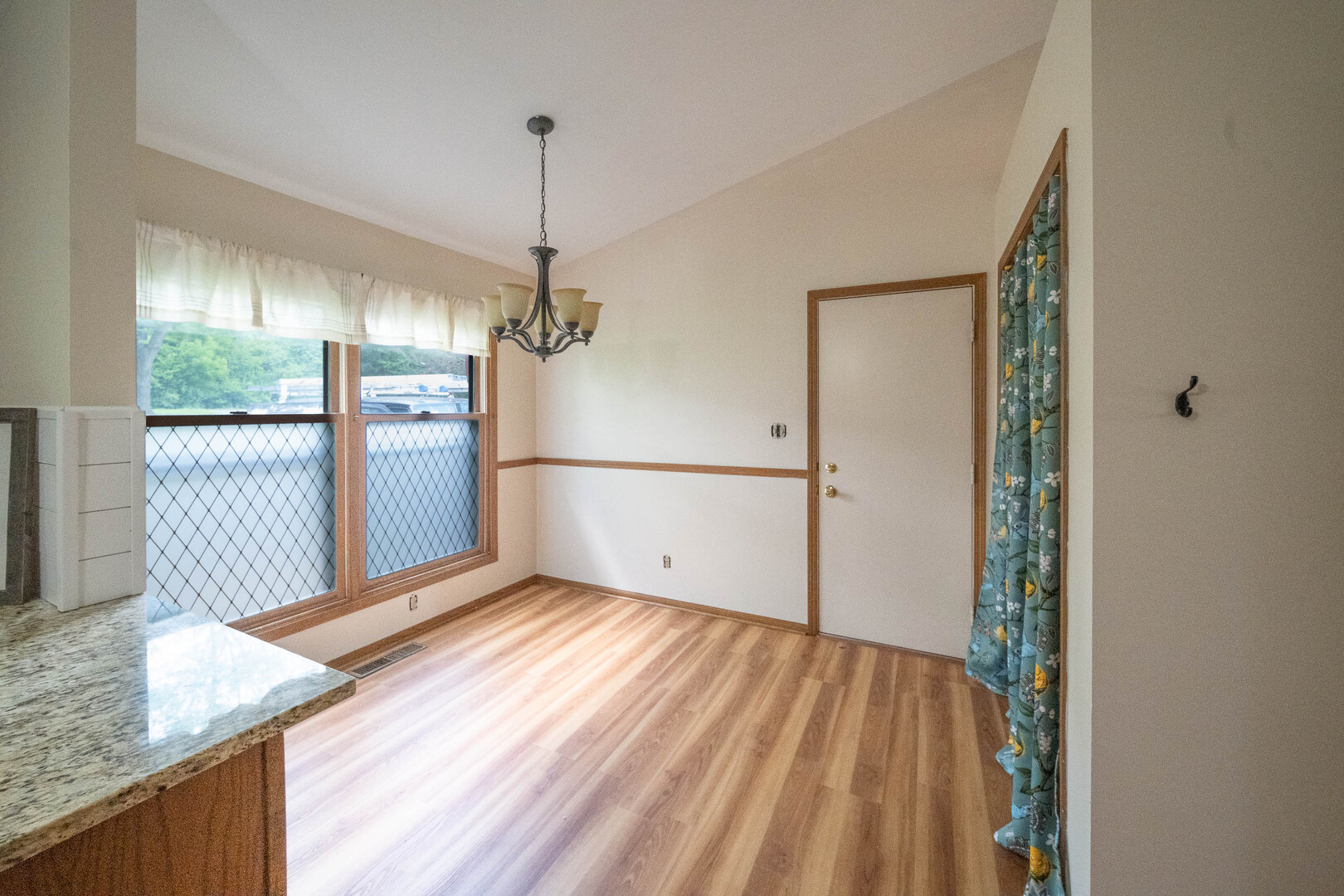3516 Kings Lair Drive
