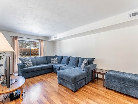 Tiny photo for 159 Chatham Court #B, Bloomingdale, IL 60108 (MLS # 12552411)