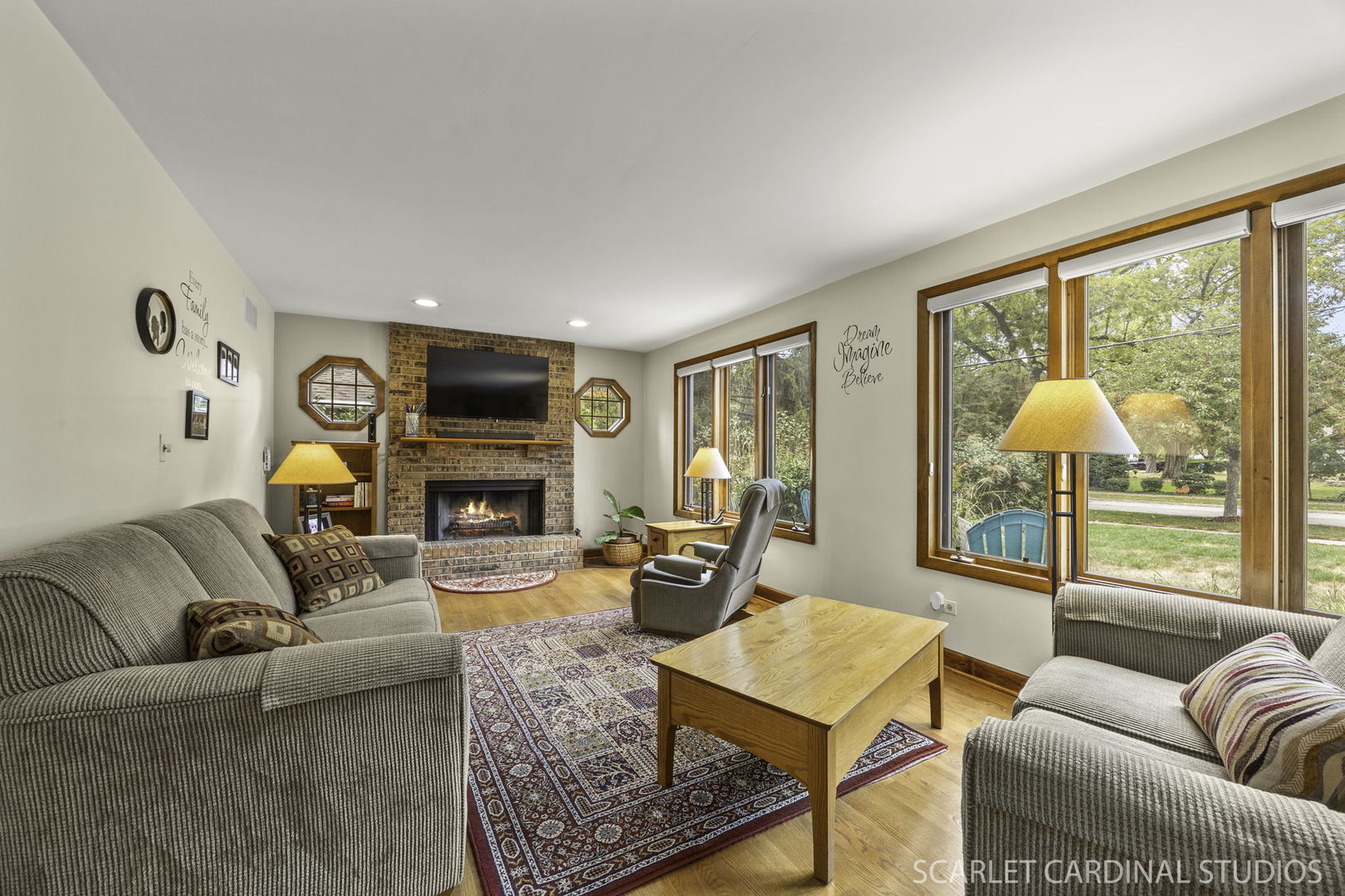 28W569 Warrenville Road