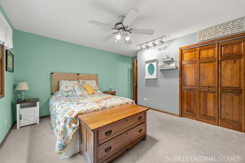 Tiny photo for 28W569 Warrenville Road, Warrenville, IL 60555 (MLS # 12497390)