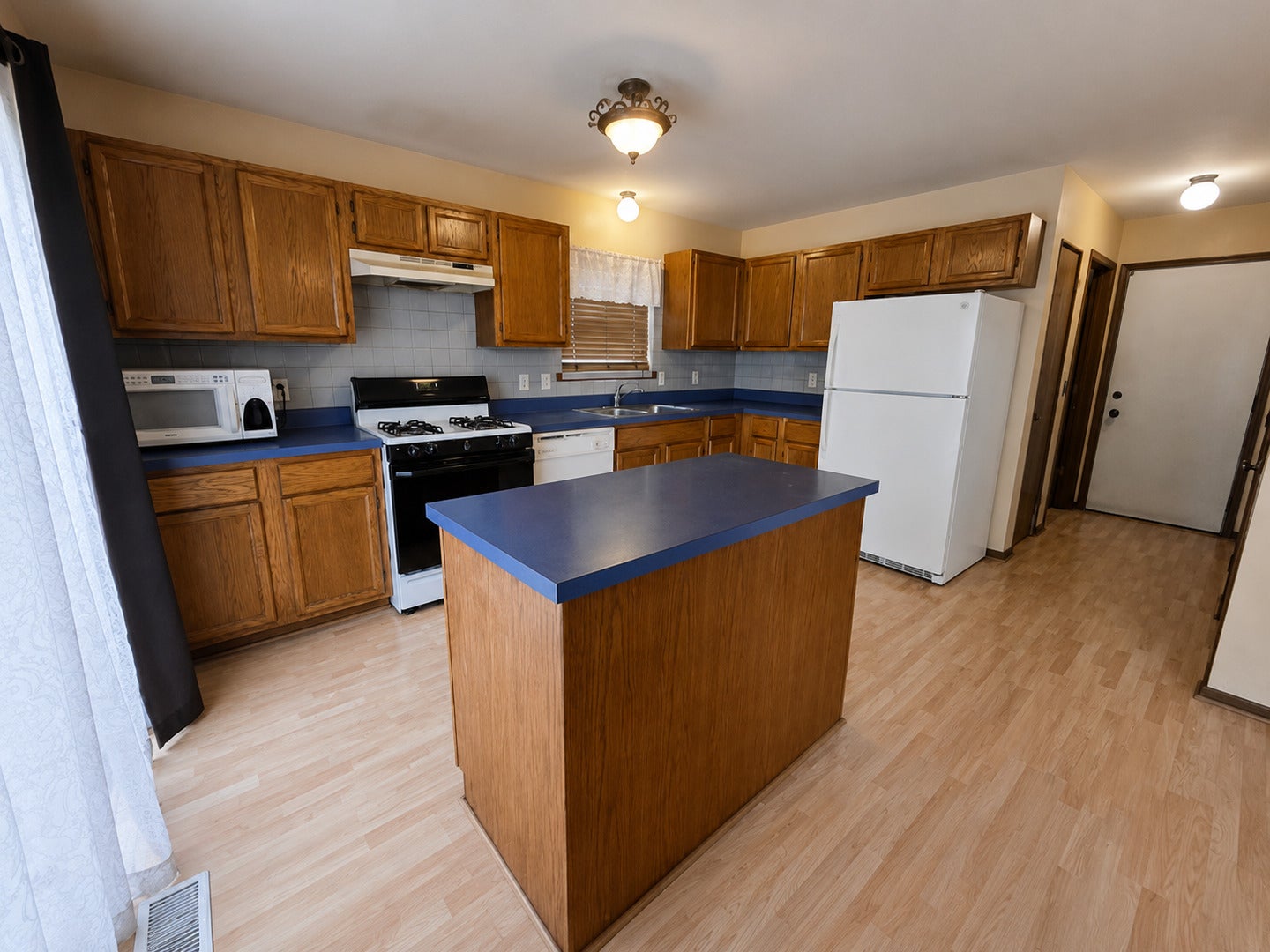 125 Hamlet Circle
