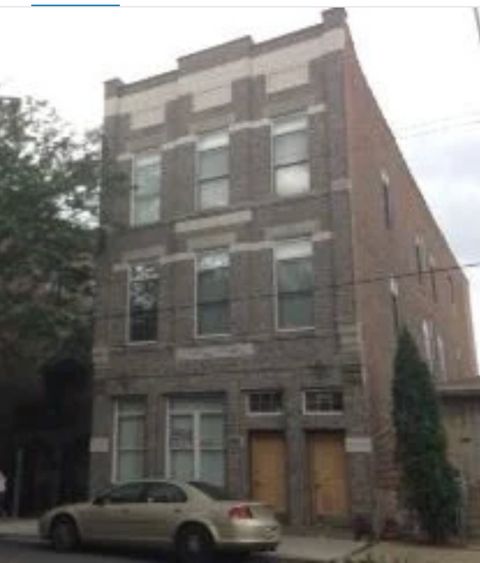 3212 S Wallace Street Chicago IL 60616