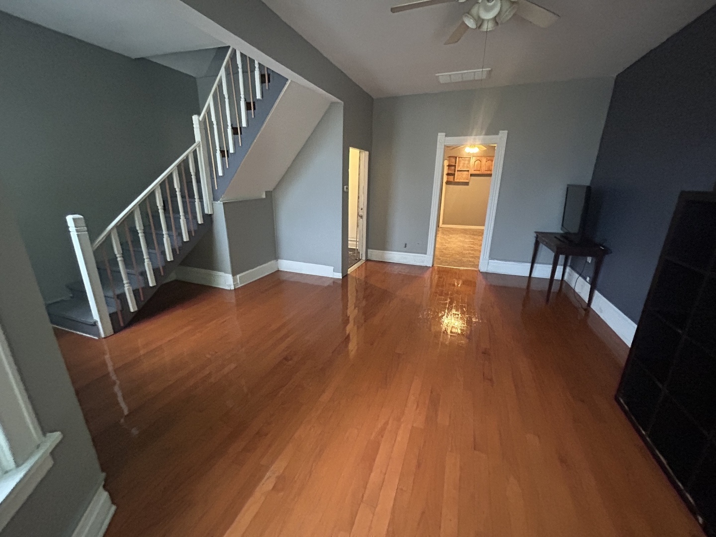 520 W 44th Place