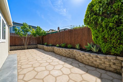 Tiny photo for 3133 Sugar Beet Way, Union City, CA 94587 (MLS # 12666742)