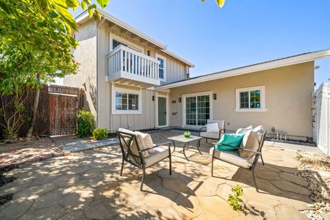 Tiny photo for 3133 Sugar Beet Way, Union City, CA 94587 (MLS # 12666742)