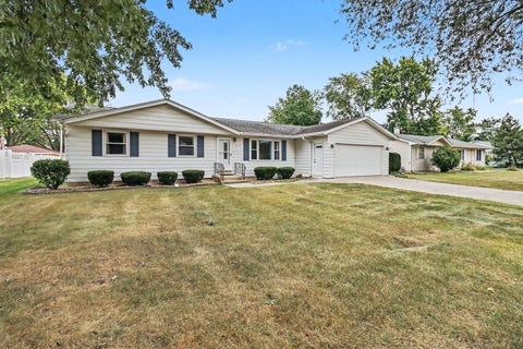 Tiny photo for 314 N Wabena Avenue, Minooka, IL 60447 (MLS # 12757985)