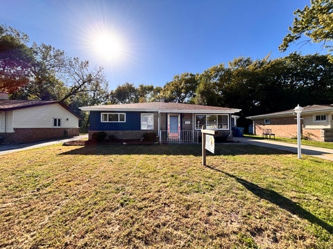 Photo of 385 166th Street, Calumet City, IL 60409 (MLS # 12782627)
