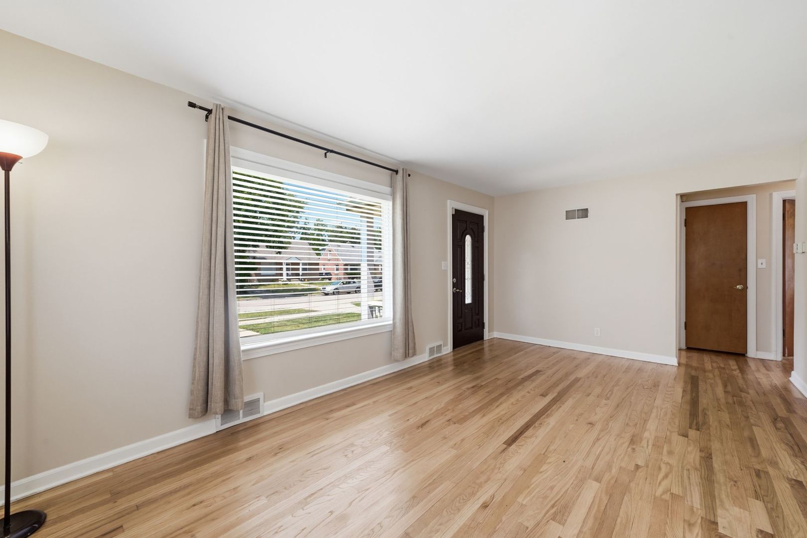 1009 Leith Avenue