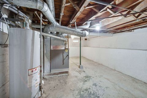 Tiny photo for 3128 Indian Road, Davenport, IA 52802 (MLS # 12549453)