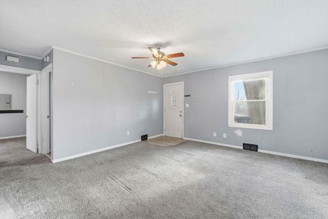 Tiny photo for 3128 Indian Road, Davenport, IA 52802 (MLS # 12549453)