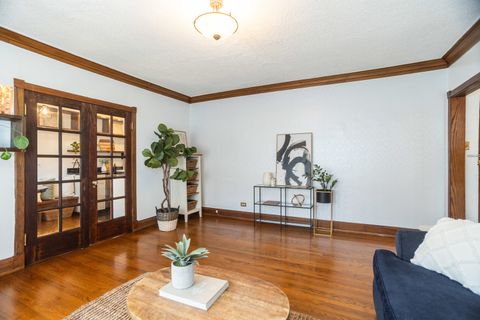 Tiny photo for 1113 Holley Court #311, Oak Park, IL 60301 (MLS # 12659416)
