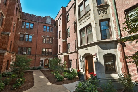 Photo of 1113 Holley Court #311, Oak Park, IL 60301 (MLS # 12659416)