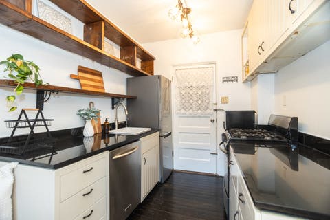 Tiny photo for 1113 Holley Court #311, Oak Park, IL 60301 (MLS # 12659416)