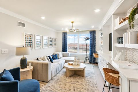 Tiny photo for 19 Hawthorn Ridge Drive, Hawthorn Woods, IL 60047 (MLS # 12478049)