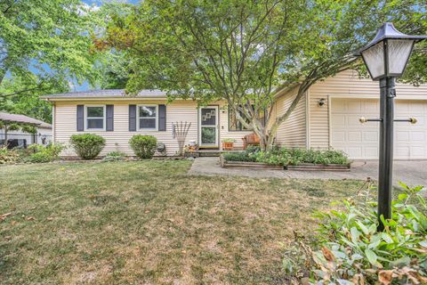 Tiny photo for 1904 Scottsdale Drive, Champaign, IL 61821 (MLS # 12467178)