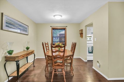 Tiny photo for 1904 Scottsdale Drive, Champaign, IL 61821 (MLS # 12467178)