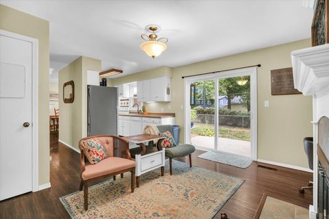 Tiny photo for 1904 Scottsdale Drive, Champaign, IL 61821 (MLS # 12467178)