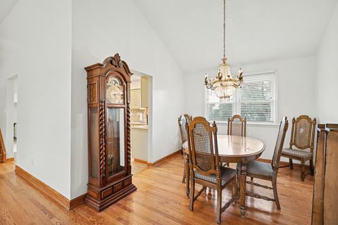 Tiny photo for Naperville, IL 60565 (MLS # 12601339)