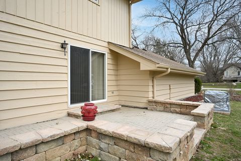 Tiny photo for Naperville, IL 60565 (MLS # 12601339)