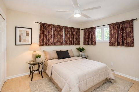 Tiny photo for 3006 S ELDER Lane, Holiday Hills, IL 60051 (MLS # 12689296)