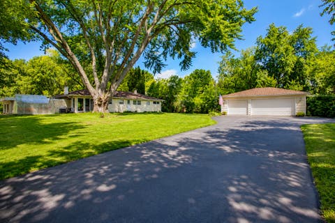Tiny photo for 3006 S ELDER Lane, Holiday Hills, IL 60051 (MLS # 12689296)