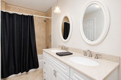 Tiny photo for 3006 S ELDER Lane, Holiday Hills, IL 60051 (MLS # 12689296)