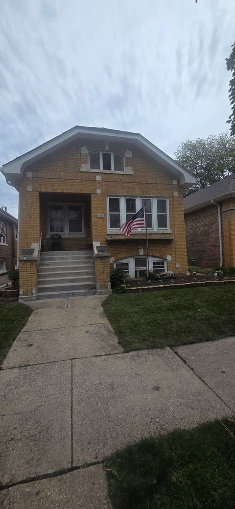 Photo of 2123 Clinton Avenue, Berwyn, IL 60402 (MLS # 12645724)