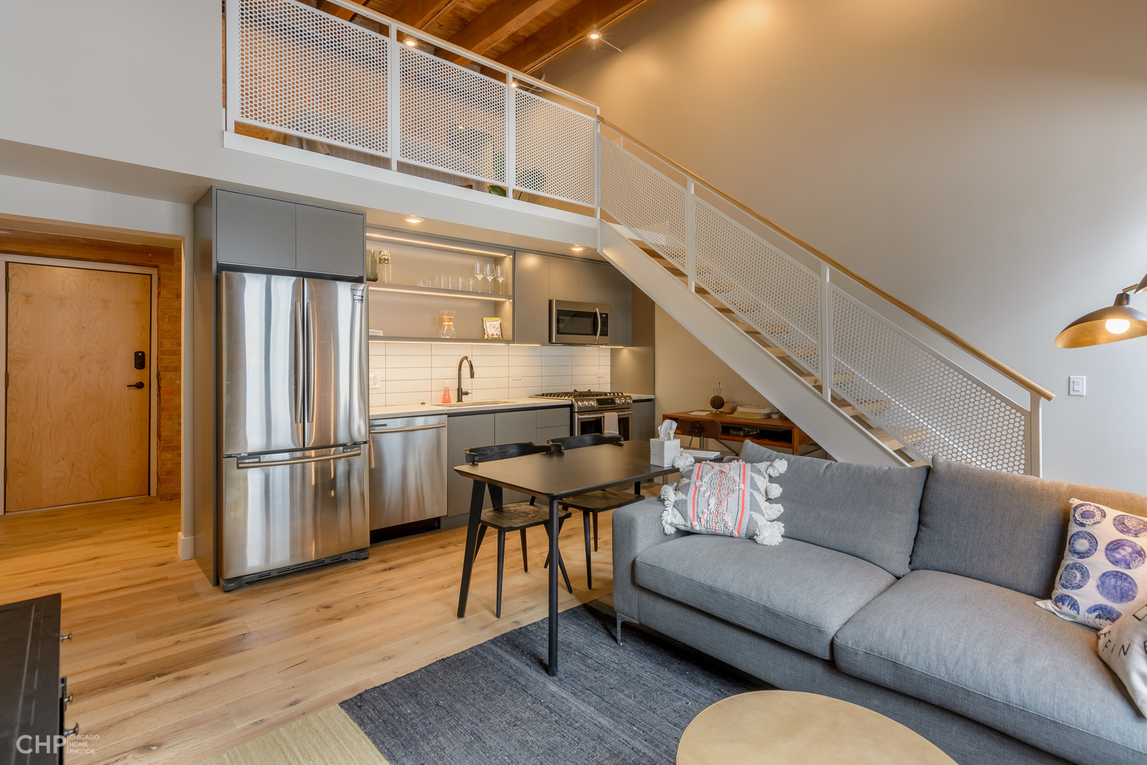 729 N Sangamon Street 412