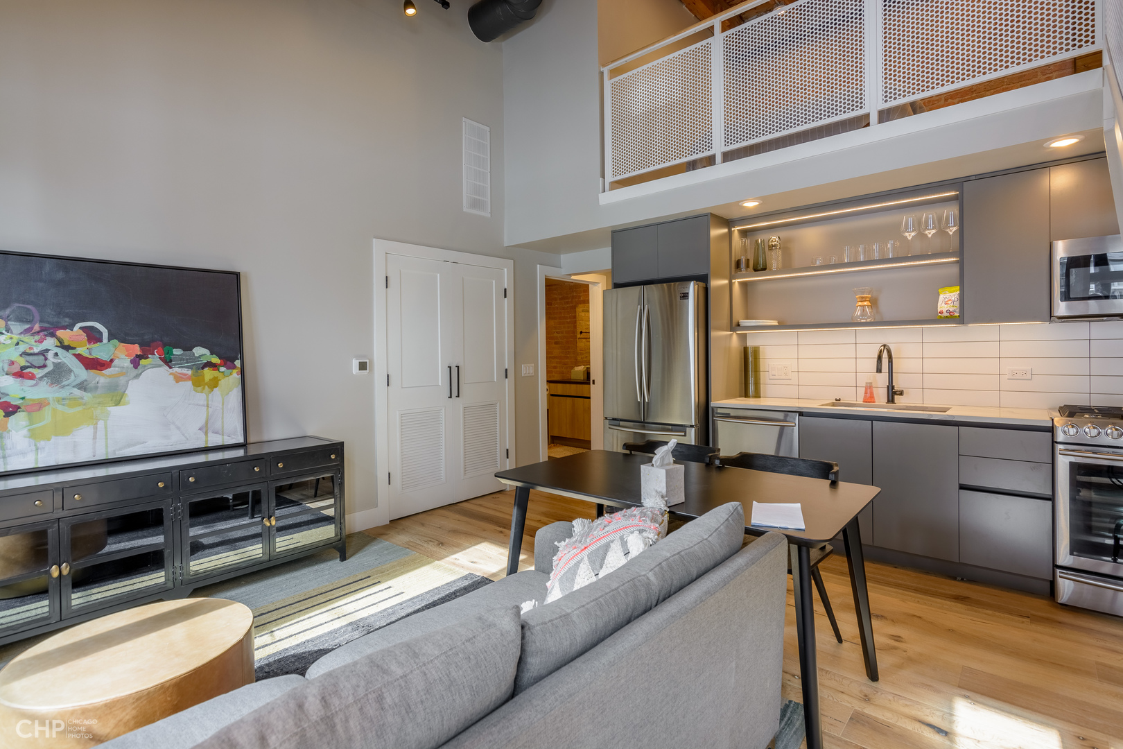 729 N Sangamon Street 412