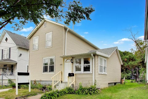 Tiny photo for 732 Grove Street, Aurora, IL 60505 (MLS # 12759679)