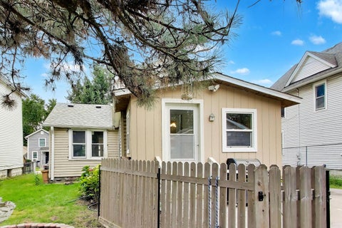 Tiny photo for 732 Grove Street, Aurora, IL 60505 (MLS # 12759679)