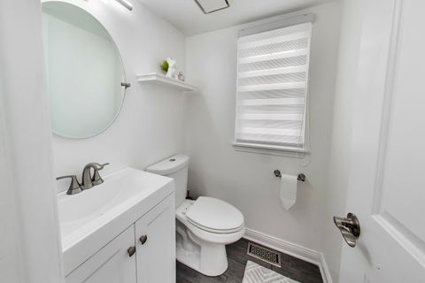 Tiny photo for 158 Jefferson Lane, Streamwood, IL 60107 (MLS # 12614835)