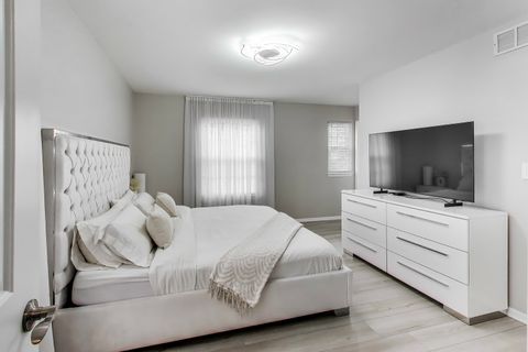 Tiny photo for 158 Jefferson Lane, Streamwood, IL 60107 (MLS # 12614835)