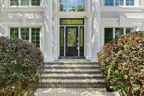 A home in St. Charles