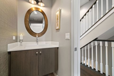 Tiny photo for 232 E 18th Street, Chicago, IL 60616 (MLS # 12517146)