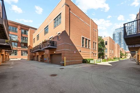 Tiny photo for 232 E 18th Street, Chicago, IL 60616 (MLS # 12517146)