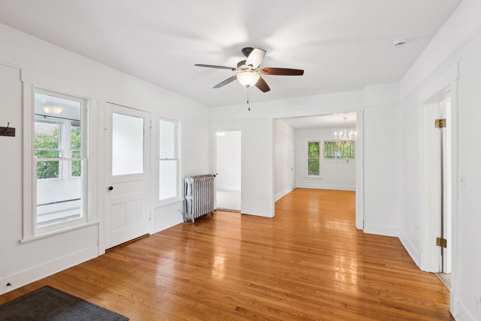 807 Greenleaf Street 2