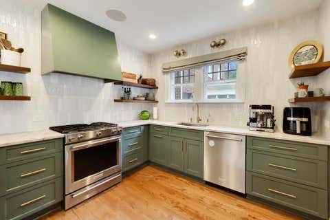 Tiny photo for 943 Monroe Avenue, River Forest, IL 60305 (MLS # 12727411)