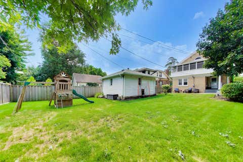 Tiny photo for 943 Monroe Avenue, River Forest, IL 60305 (MLS # 12727411)