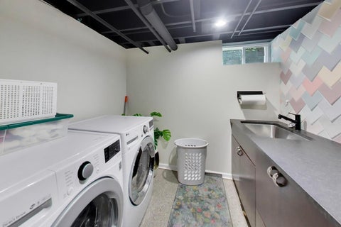 Tiny photo for 943 Monroe Avenue, River Forest, IL 60305 (MLS # 12727411)